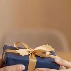 Presentes criativos para namorado: como criar uma linha do tempo do casal